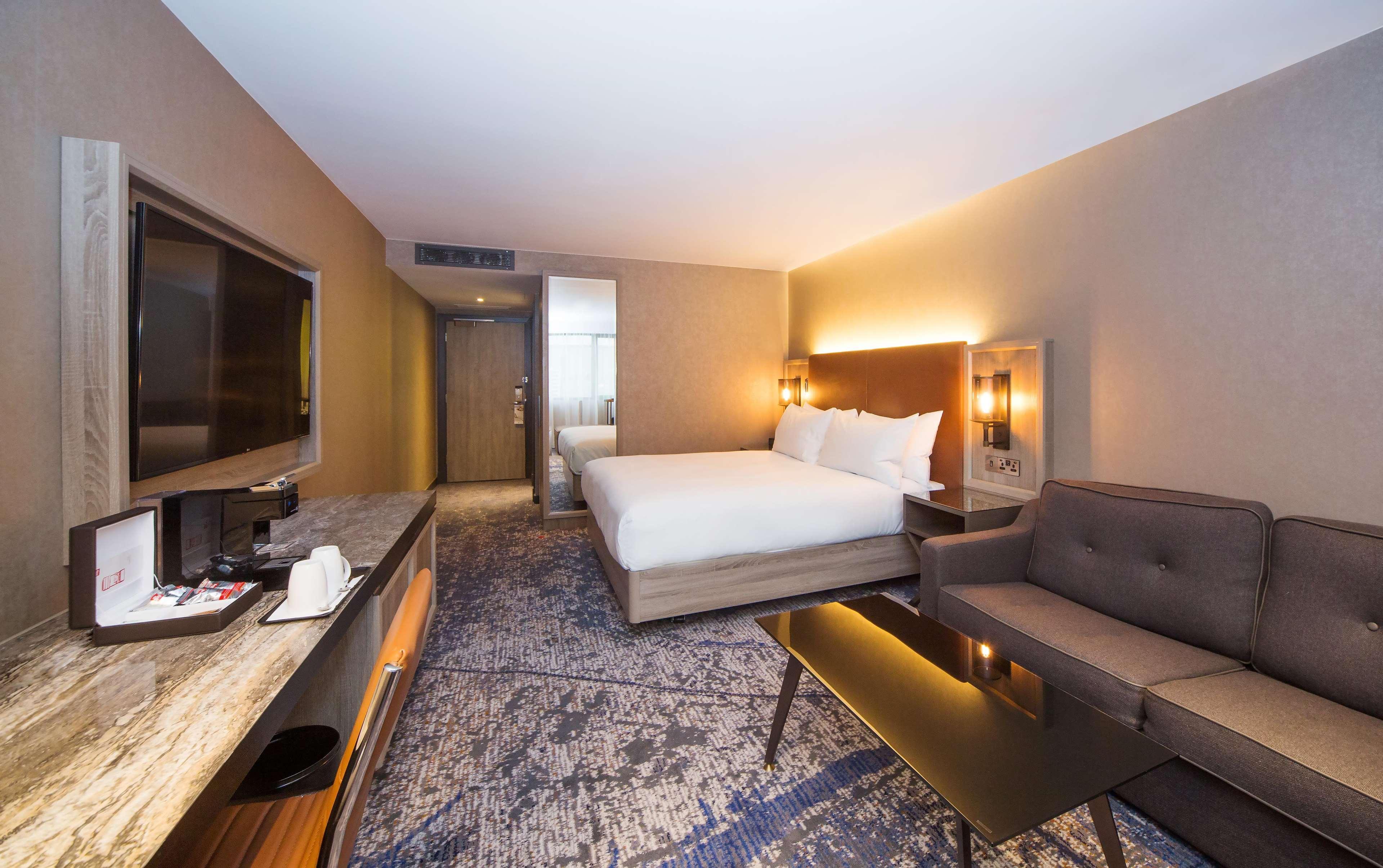 Hotel Doubletree By Hilton London Kingston Upon Thames Kingston upon Thames  Exteriér fotografie