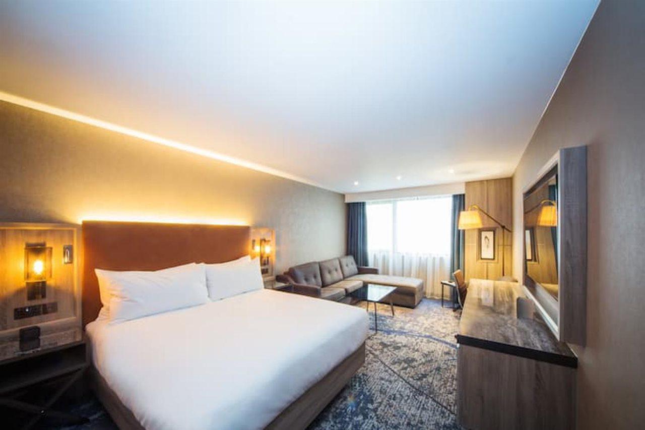 Hotel Doubletree By Hilton London Kingston Upon Thames Kingston upon Thames  Exteriér fotografie