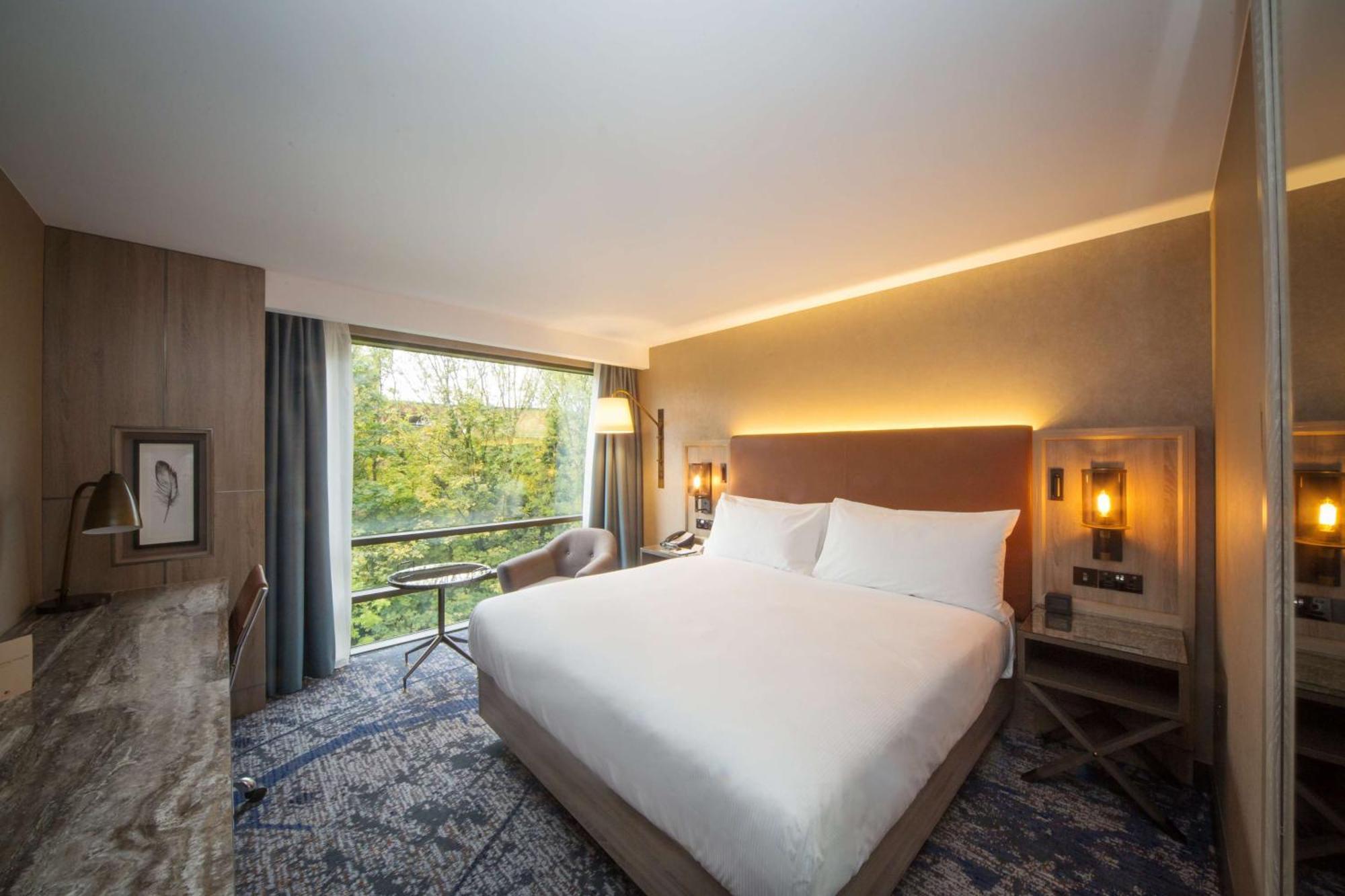 Hotel Doubletree By Hilton London Kingston Upon Thames Kingston upon Thames  Exteriér fotografie
