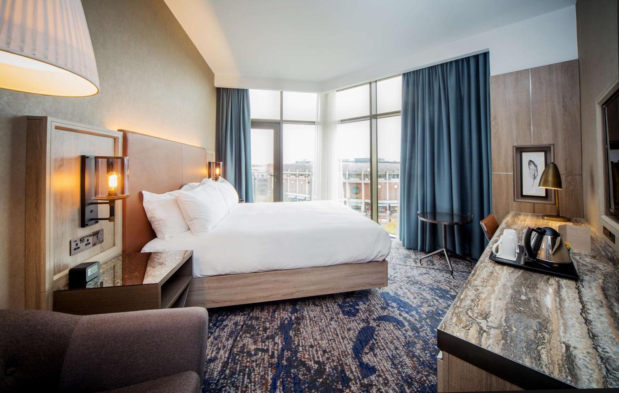 Hotel Doubletree By Hilton London Kingston Upon Thames Kingston upon Thames  Exteriér fotografie